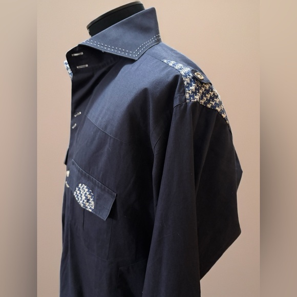 Men's Navy Blue Button-Up Shirt - Picture 4 of 8